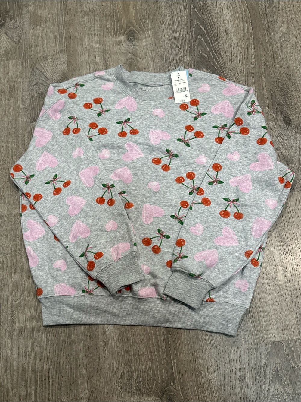 🌼3/$20 Zoe + Liv Grey Crewneck with Cherry & Pink Heart Print